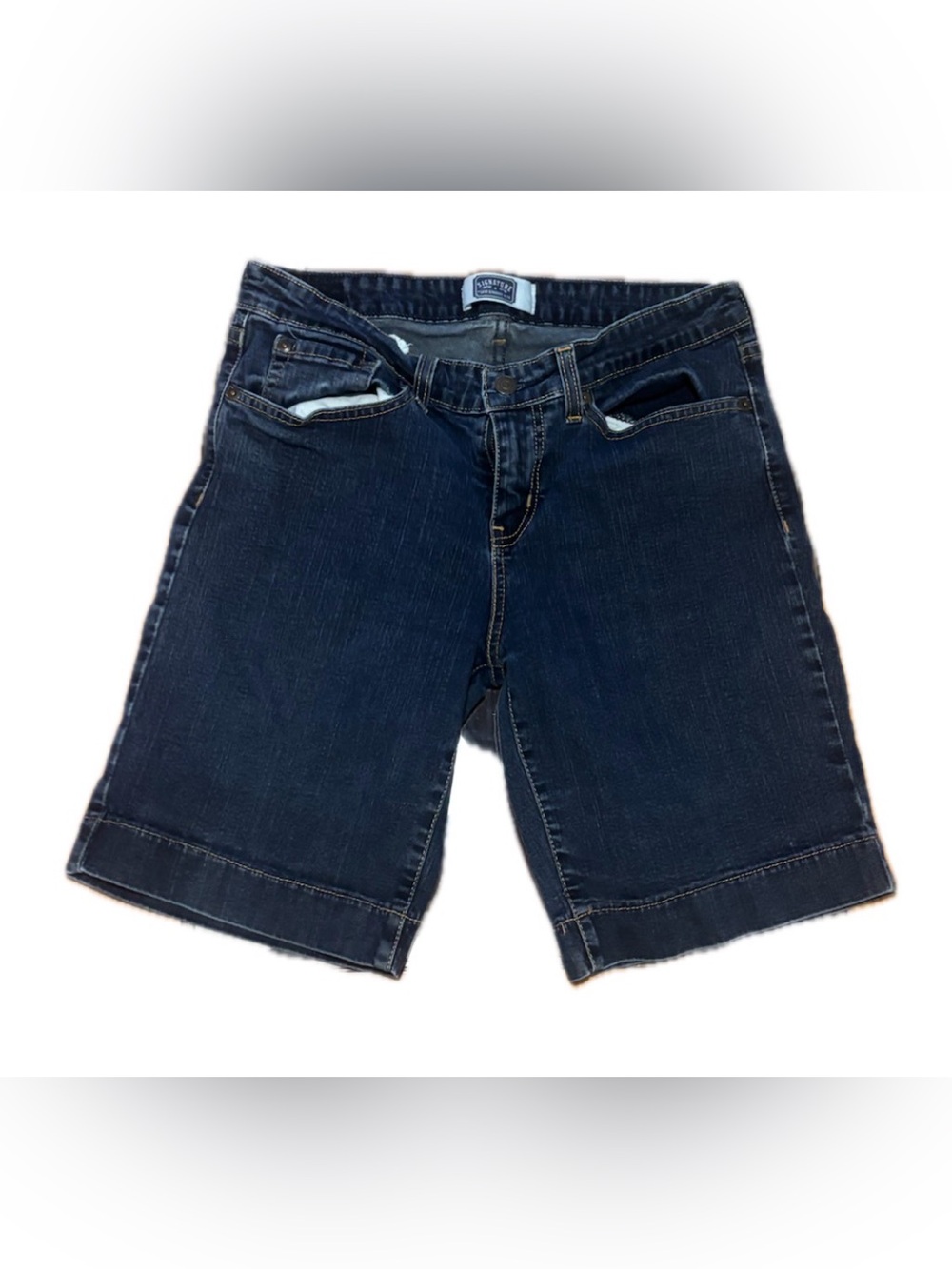 Signature by Levi Strauss Size:12 Dark Blue Denim Women’s Shorts